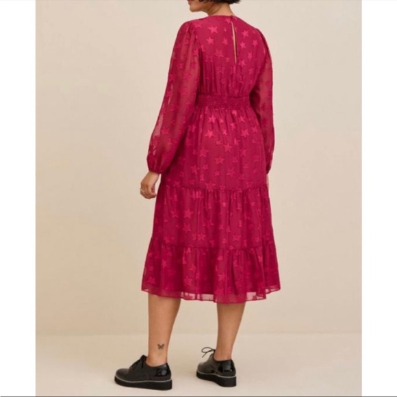 π π Midi Clip Dot Star Chiffon Tiered Dress 0 NWT Torrid New Burgundy - Picture 4 of 6